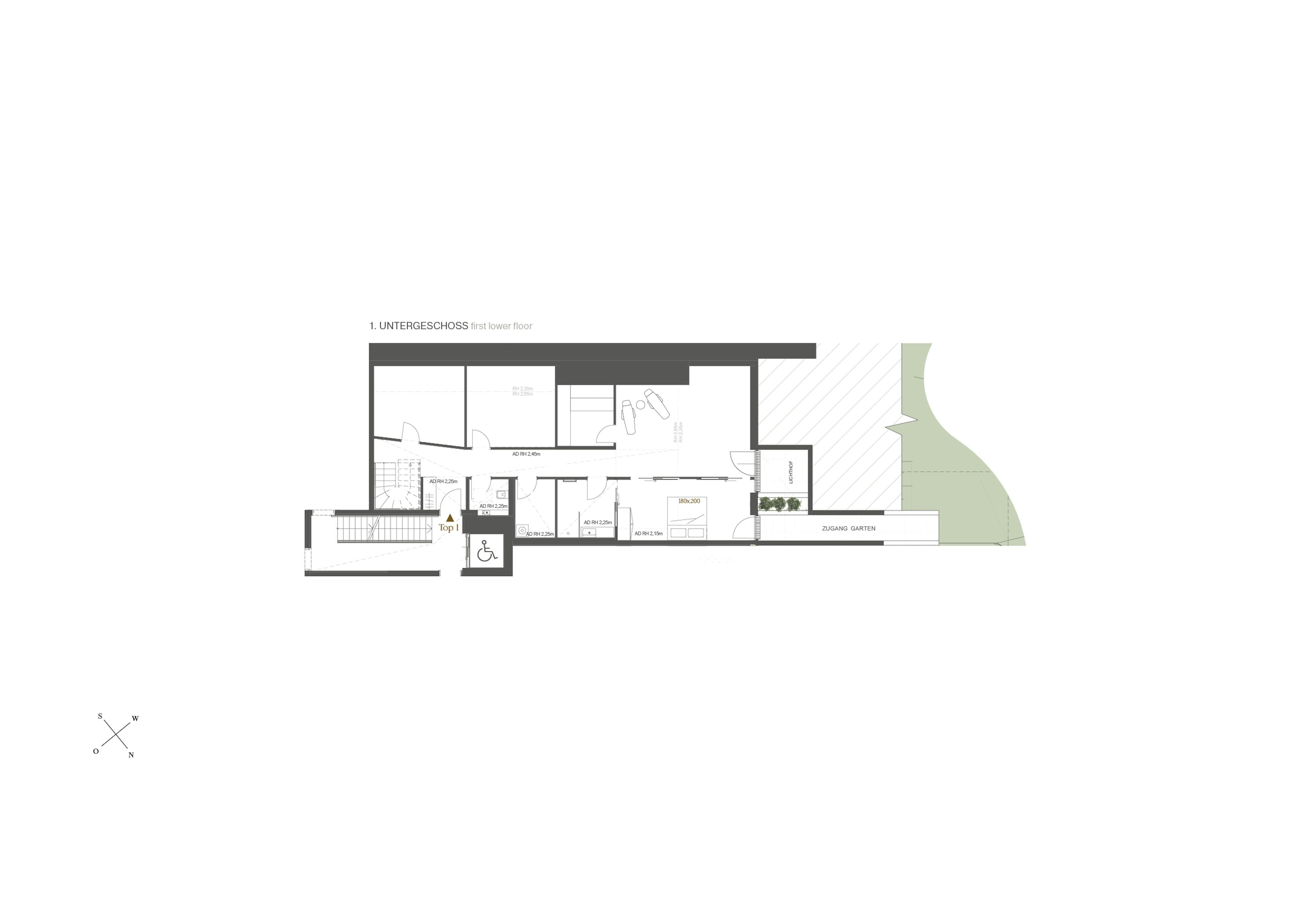 Grundriss TOP 01 — Finest — 5 Zimmer — 252,8 m² — Garden Apartment: Elegantes Apartment mit drei Terrassen und großzügigem Garten, Crownd. Signature, Virtuelle Tour — Grundriss 1/6