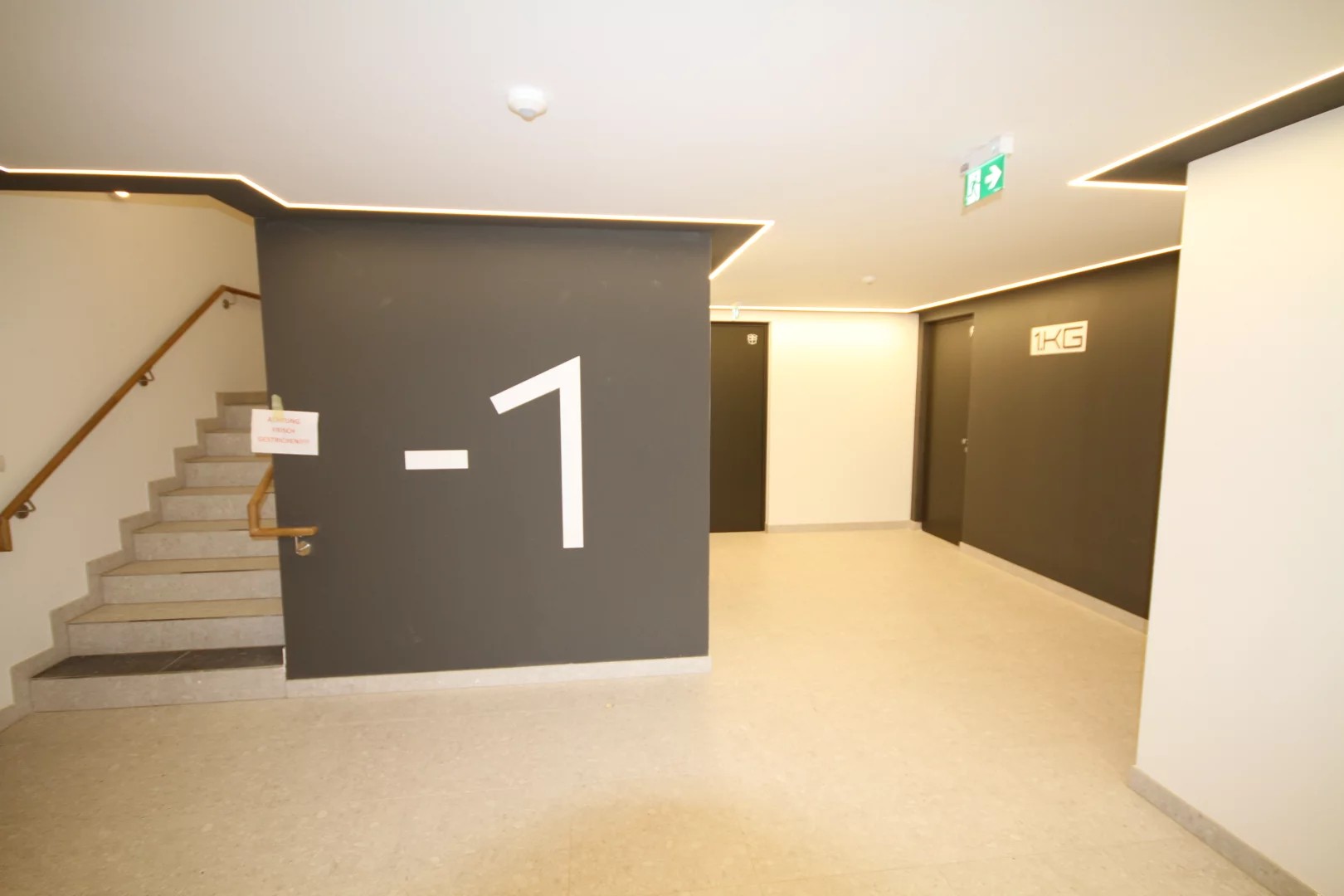 Image 4 of 8