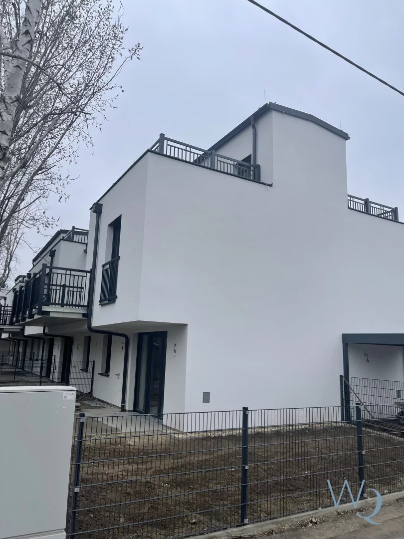 Image 11 of 15