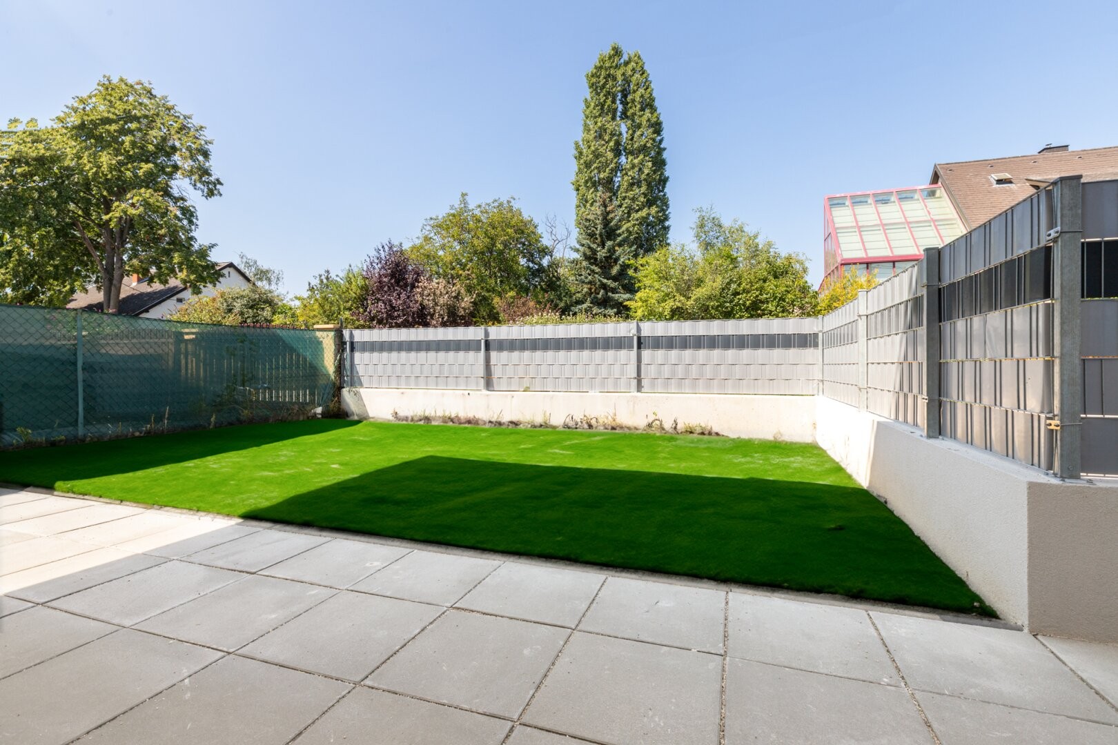 Image 10 of 10