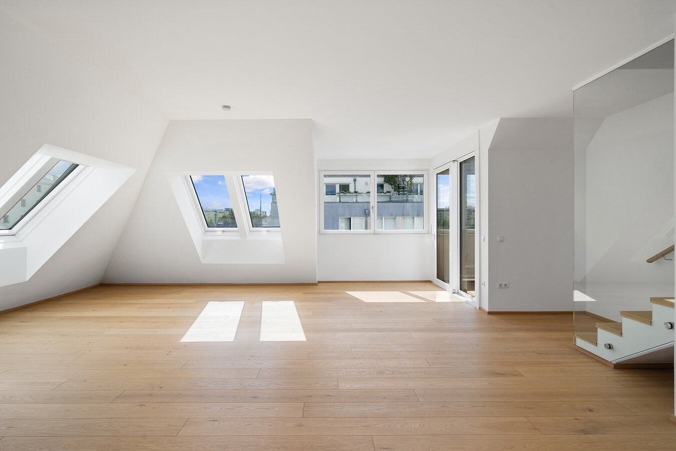 Image 16 of 18