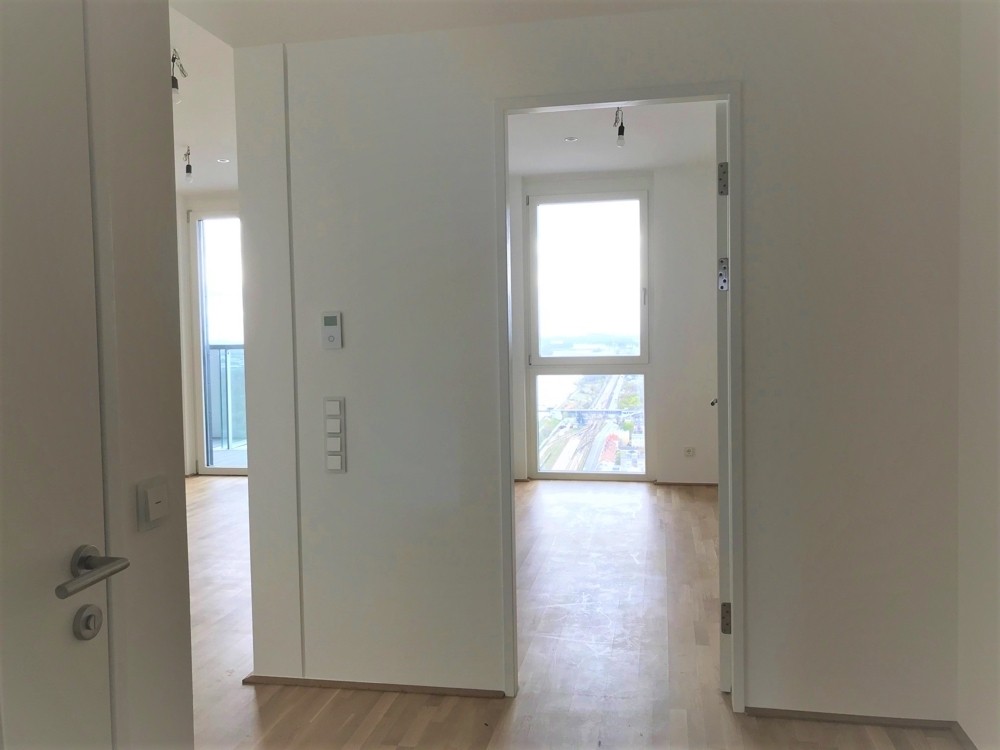 Image 4 of 13