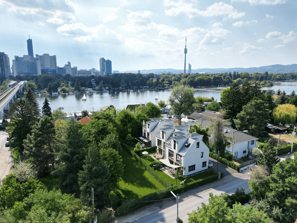 Franz-Loidl-Straße 30