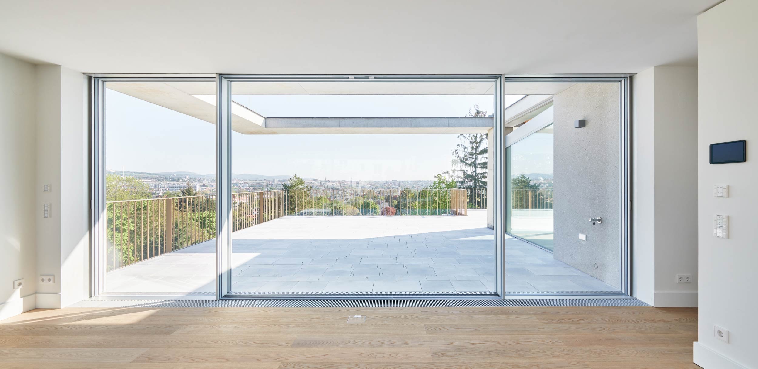 CROWND by Chipperfield