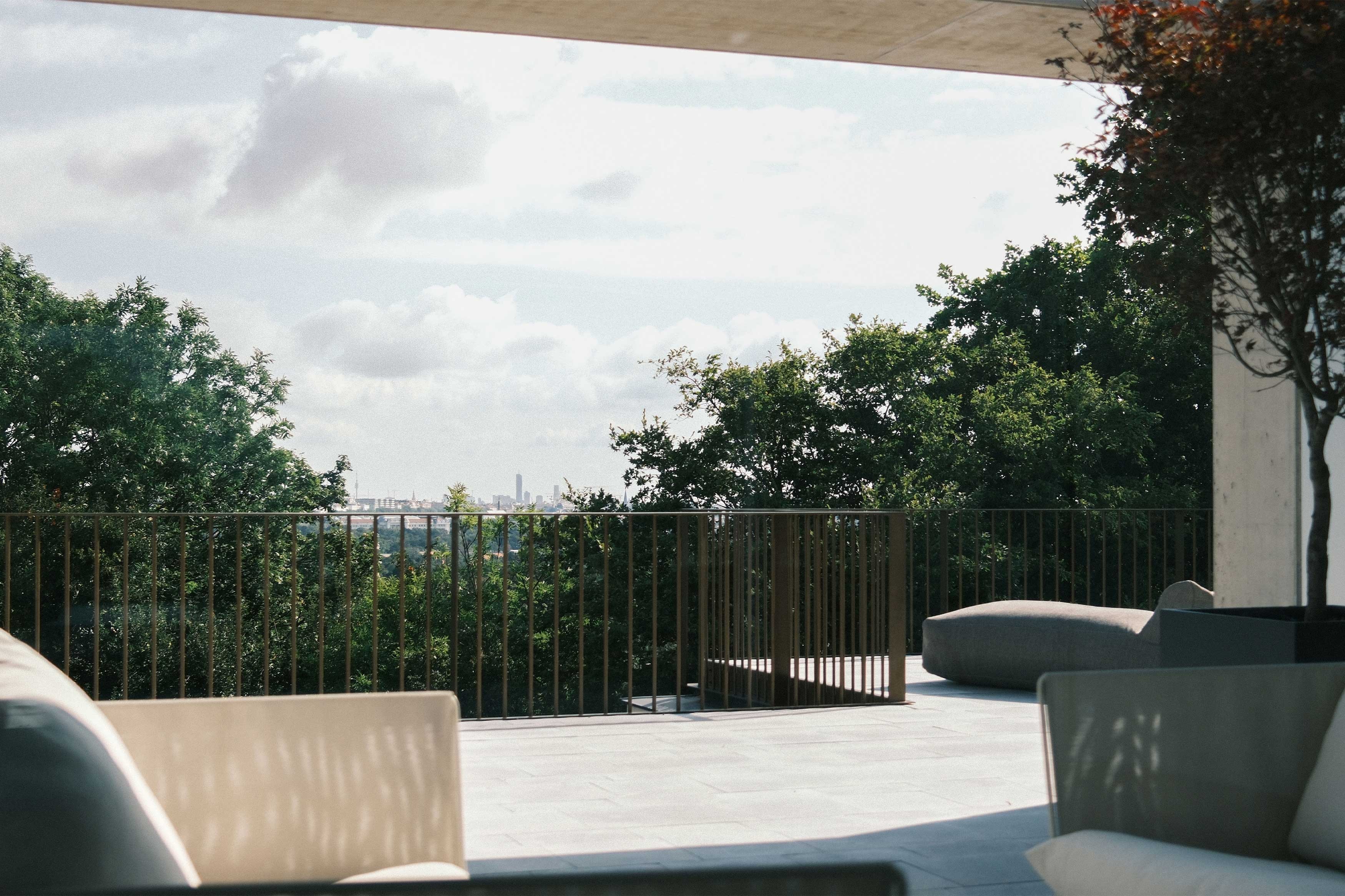 CROWND by Chipperfield