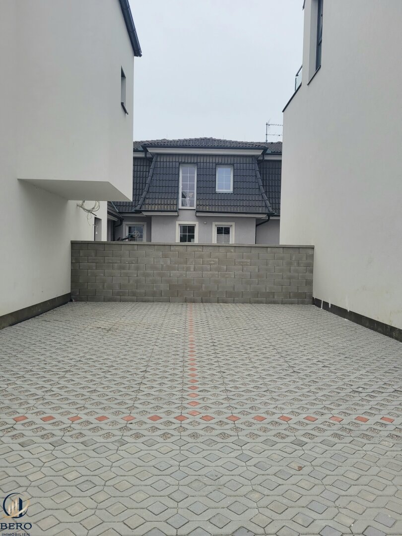 Hausfeldstraße 159