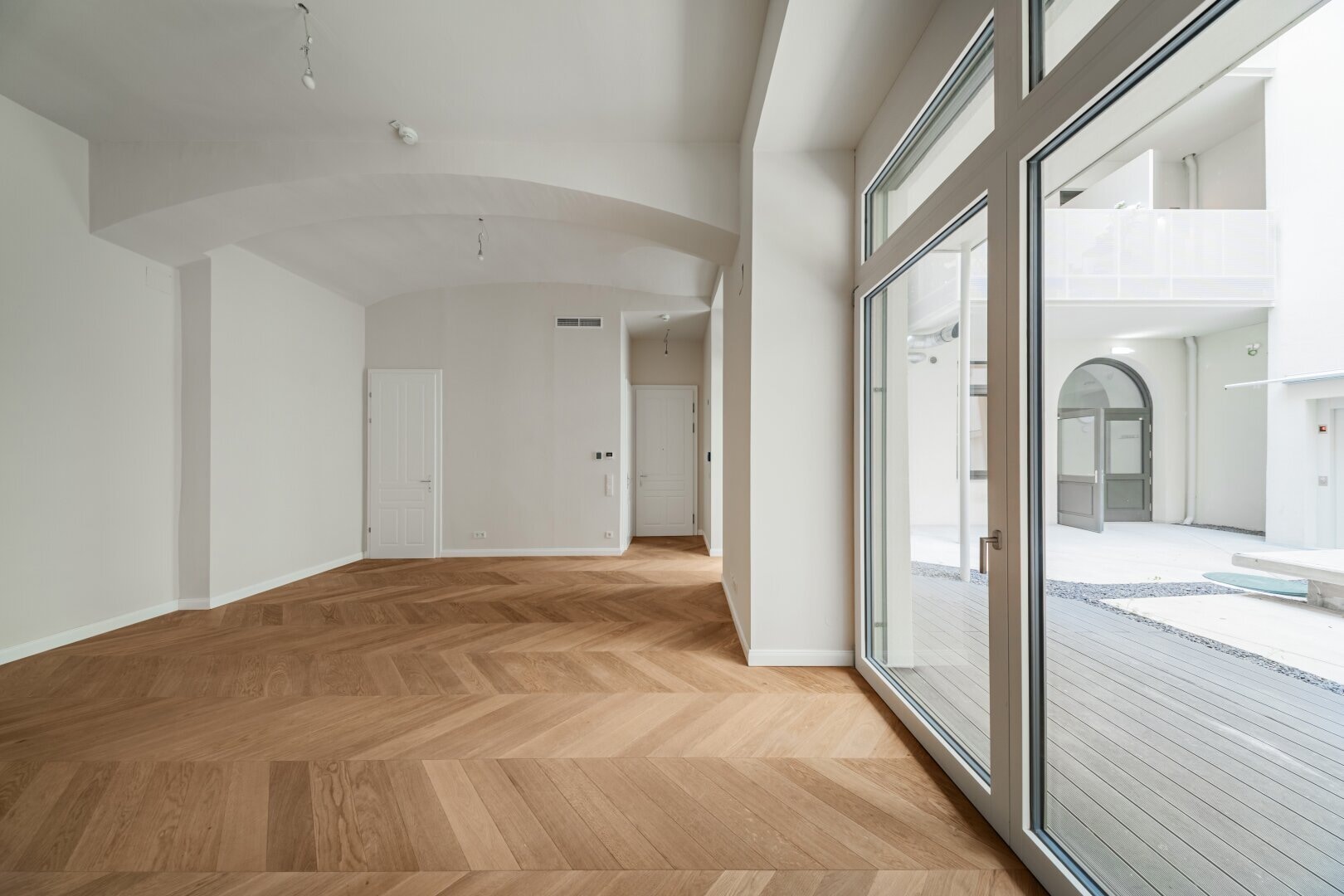 ESSENZ No.1