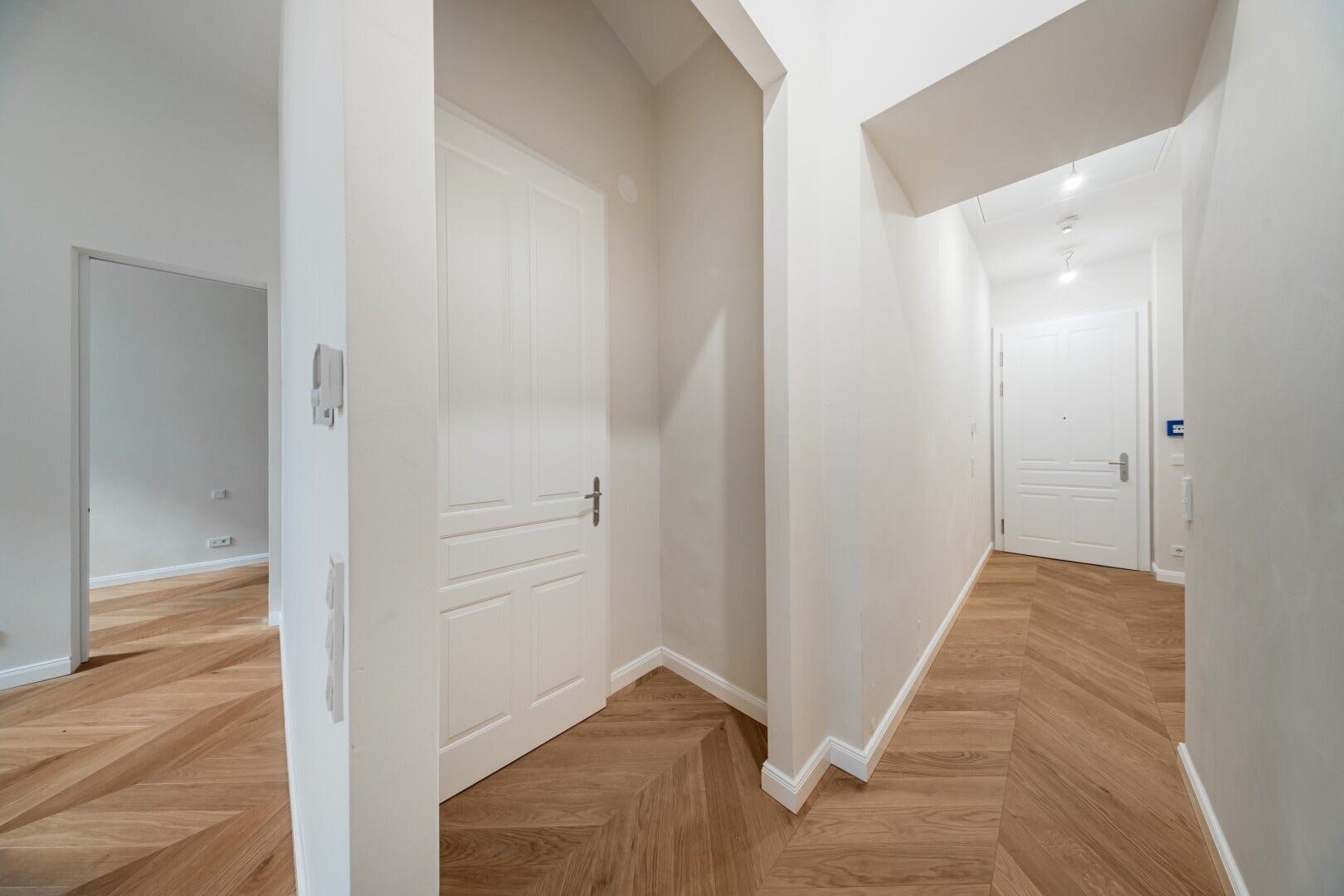 ESSENZ No.1