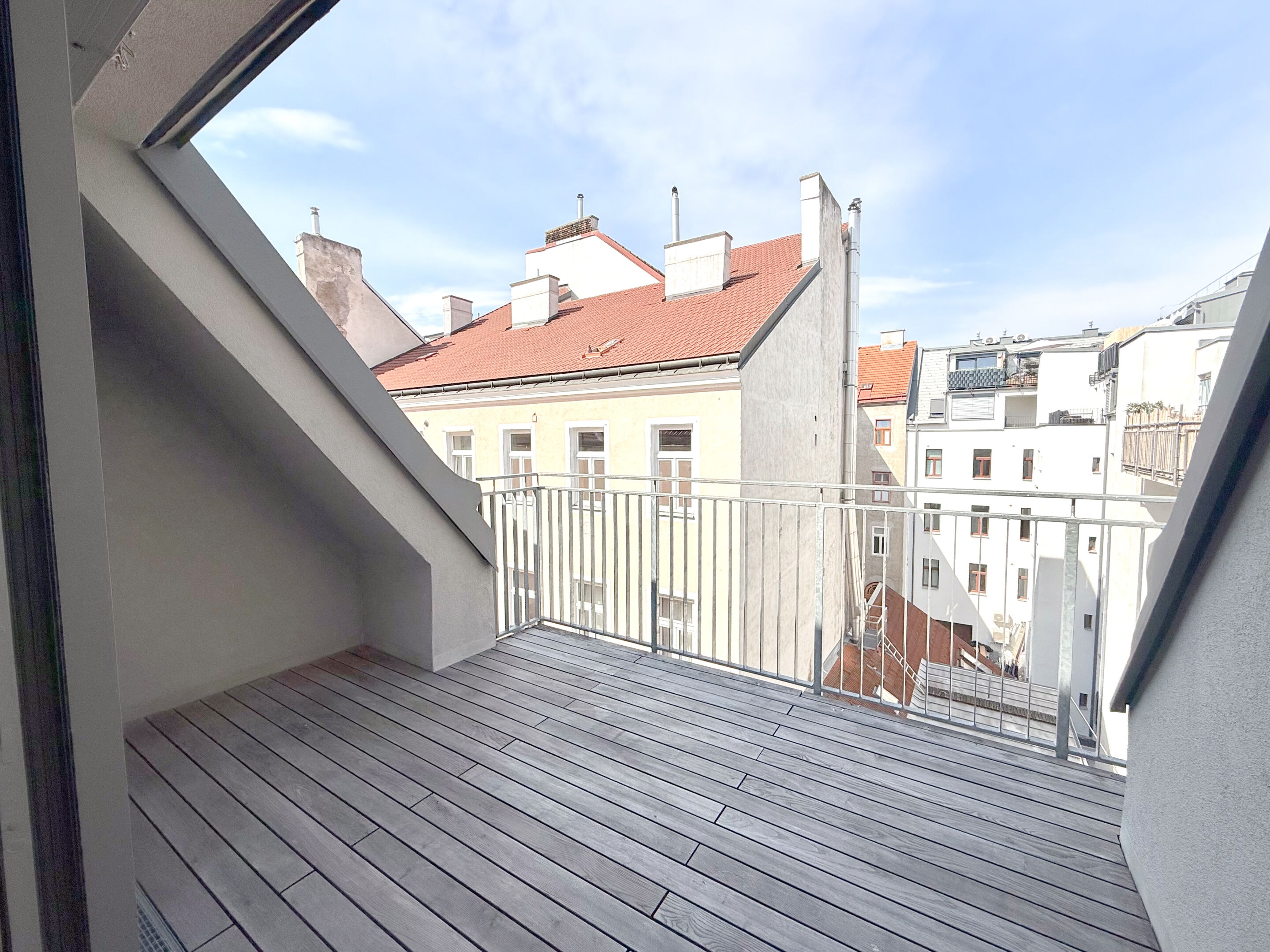 Koppstraße 43 – Skyline Living