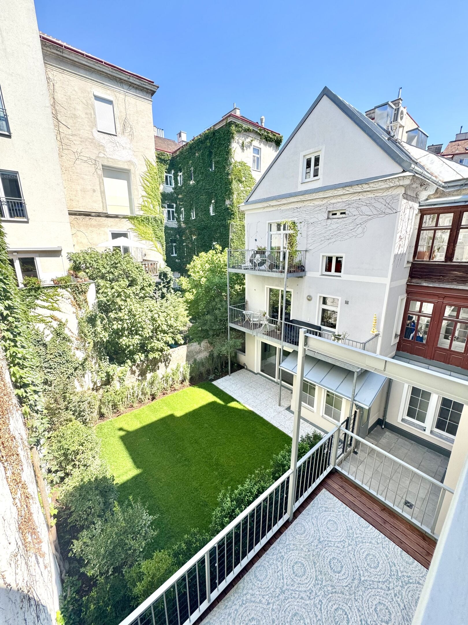 Krongasse 6
