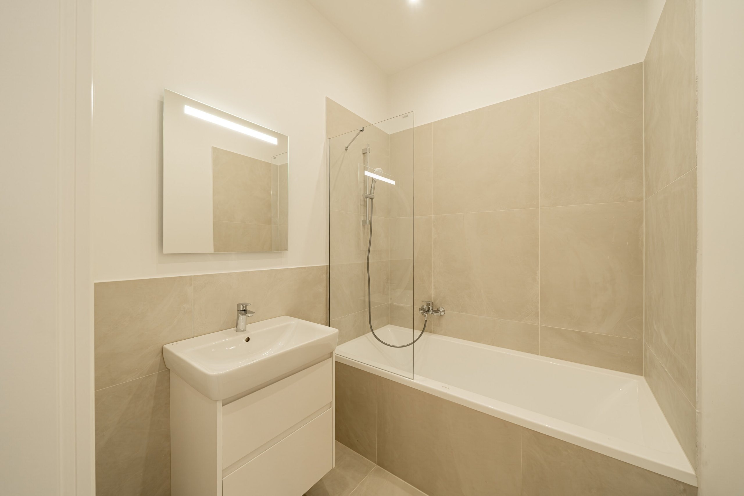 Absberggasse 9