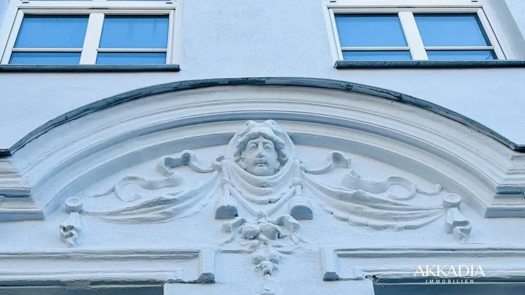 LORYHAUS – Kleinod mit Garten