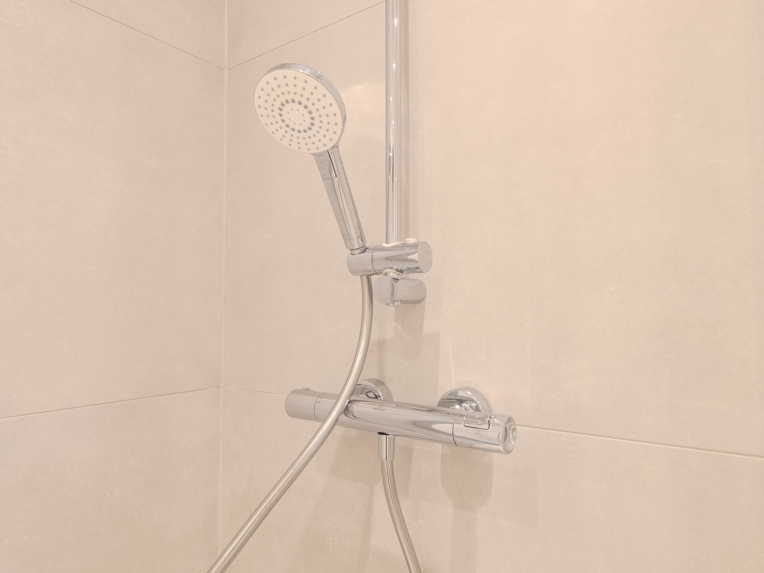 LUMIÈRE LIVING