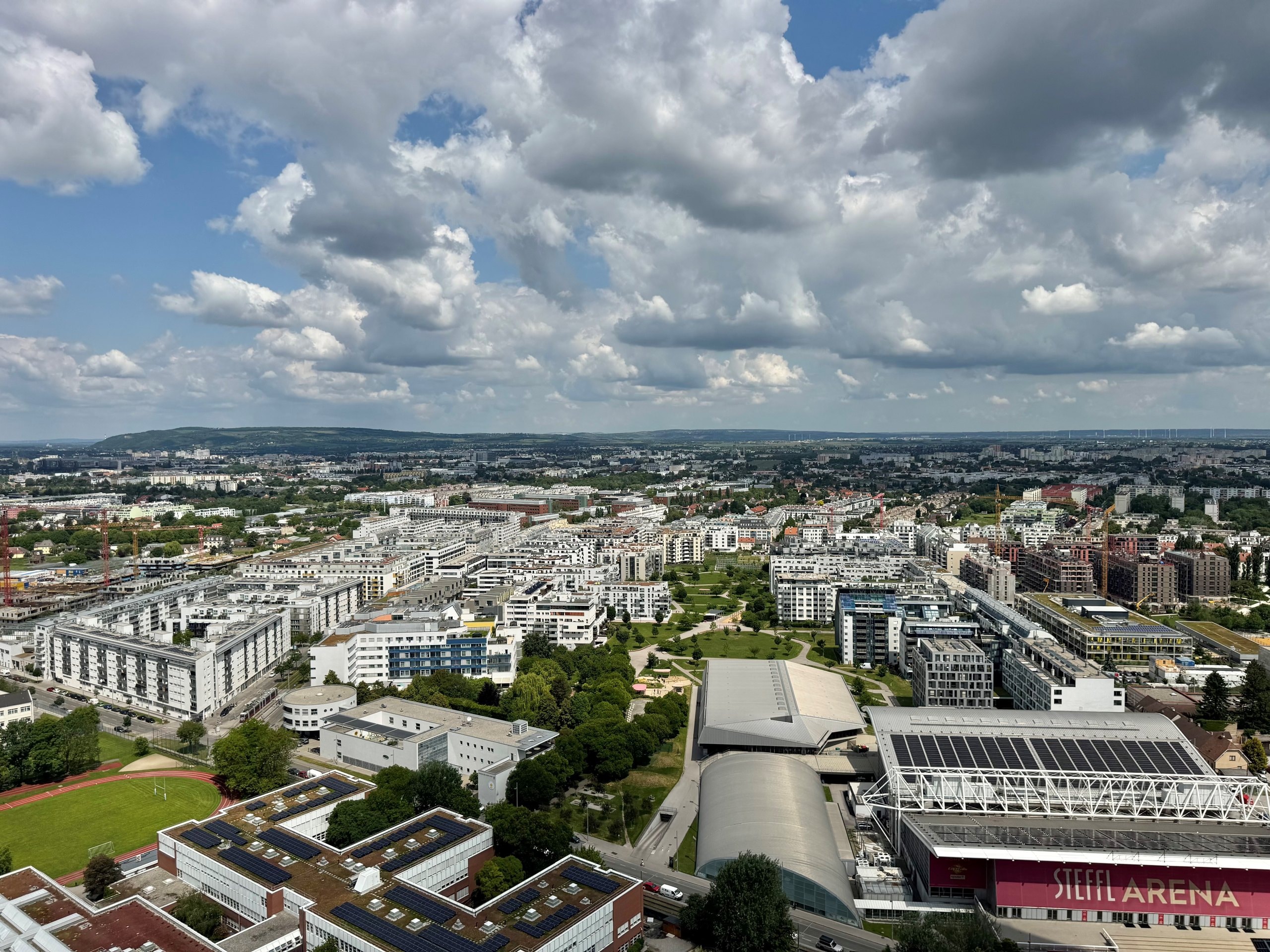 VIENNA TWENTYTWO Living