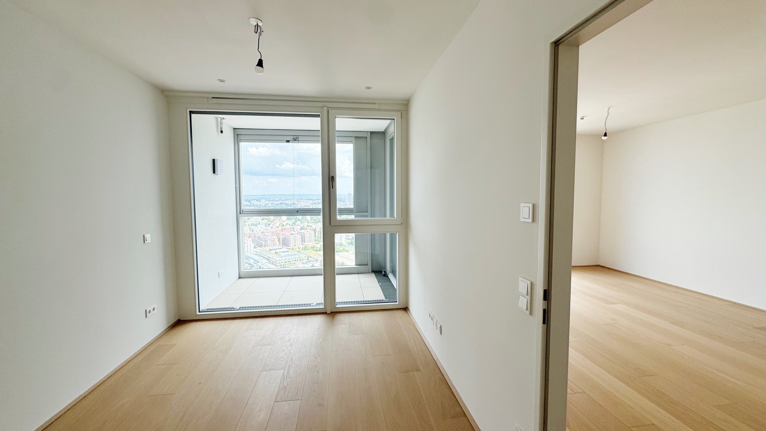 VIENNA TWENTYTWO Living