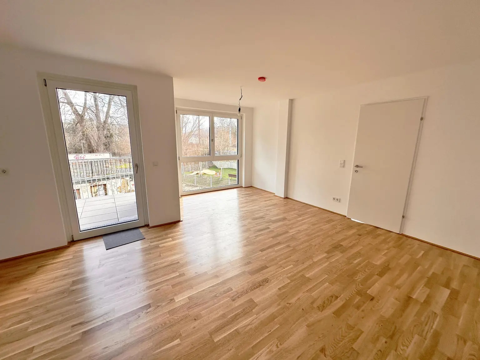 Schleusenstraße 1A / Bahnstraße 2F