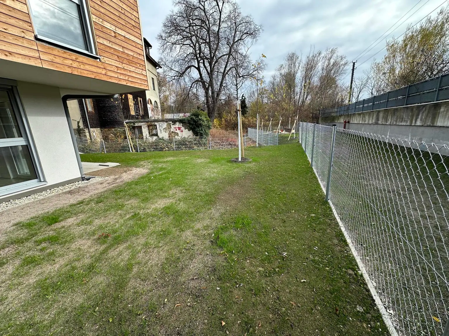 Schleusenstraße 1A / Bahnstraße 2F