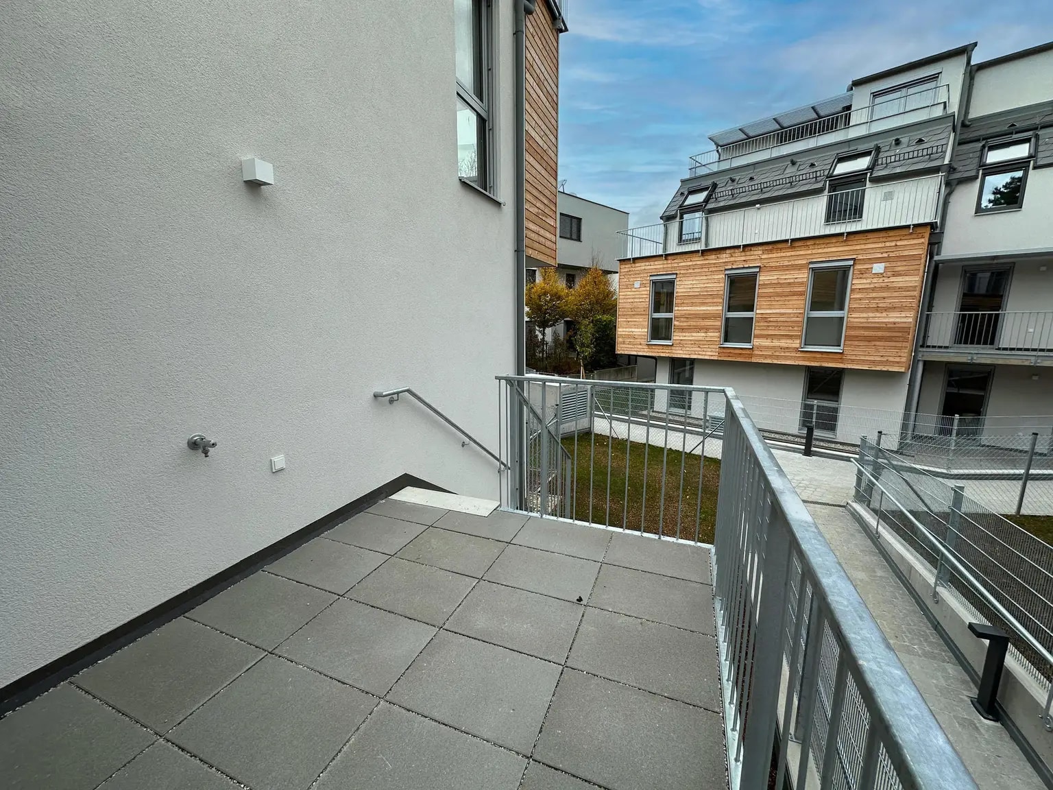 Schleusenstraße 1A / Bahnstraße 2F