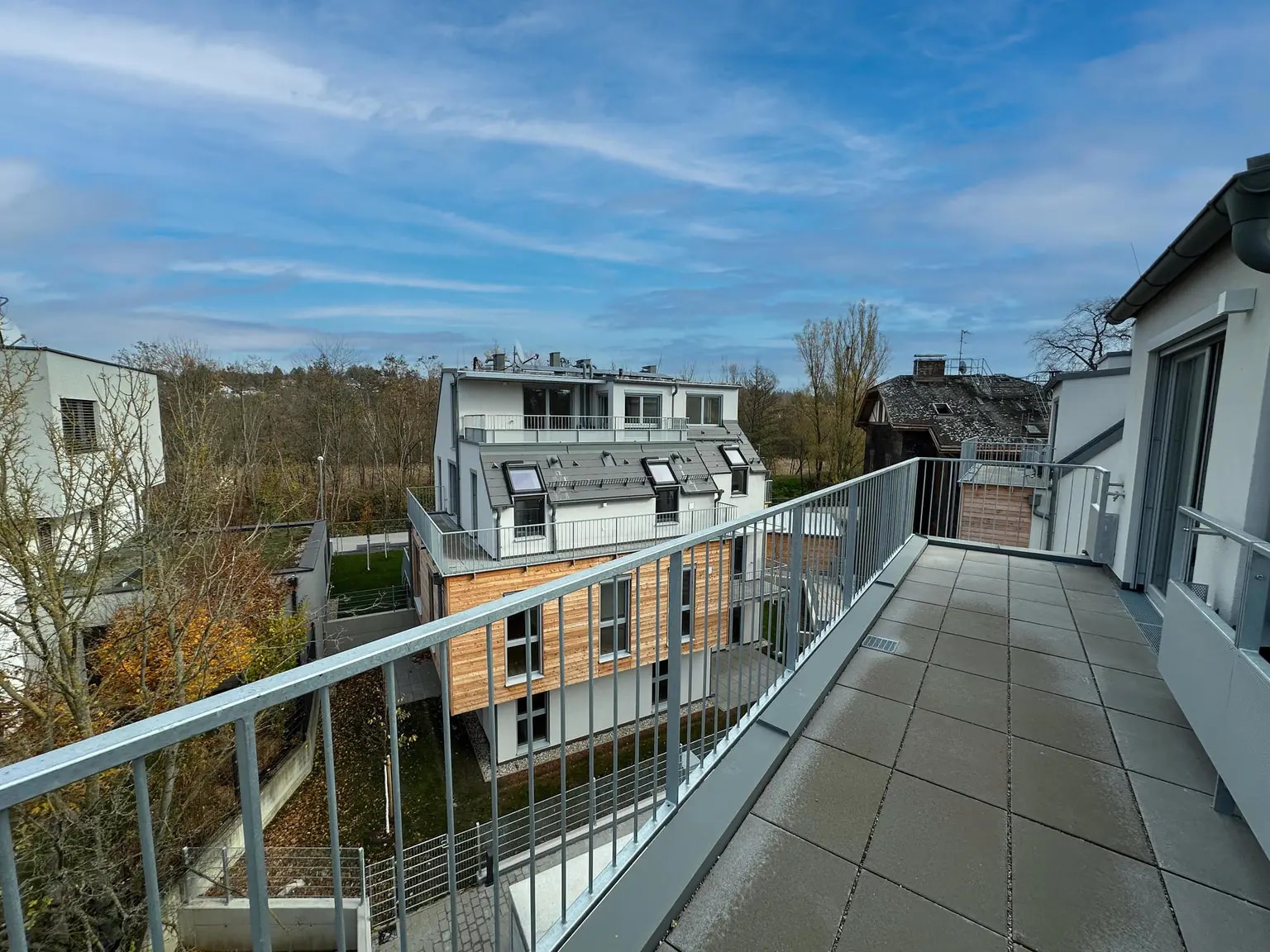 Schleusenstraße 1A / Bahnstraße 2F