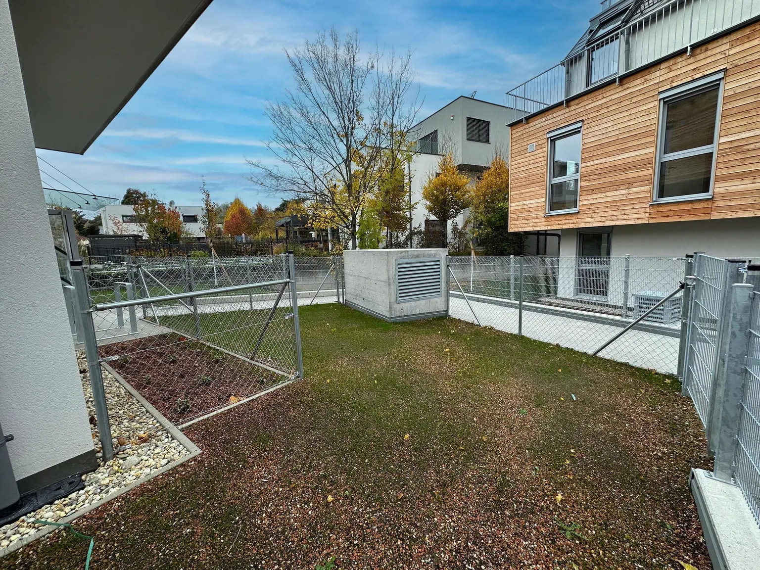 Schleusenstraße 1A / Bahnstraße 2F