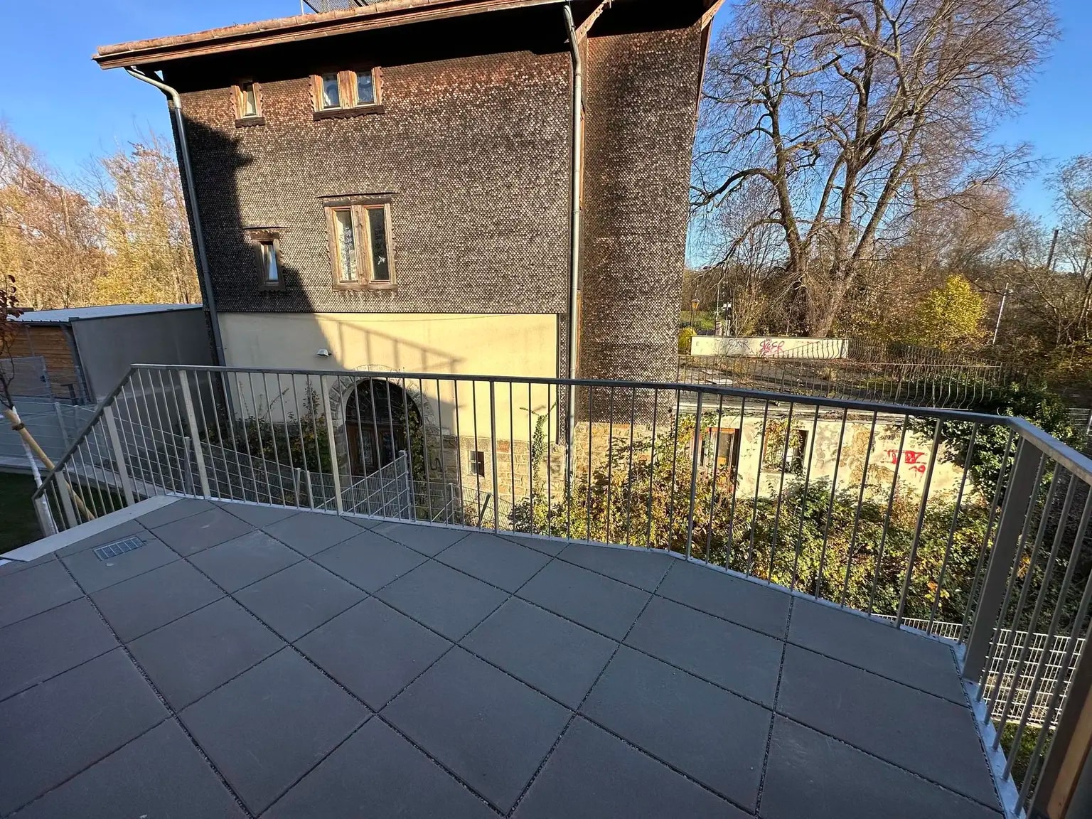 Schleusenstraße 1A / Bahnstraße 2F