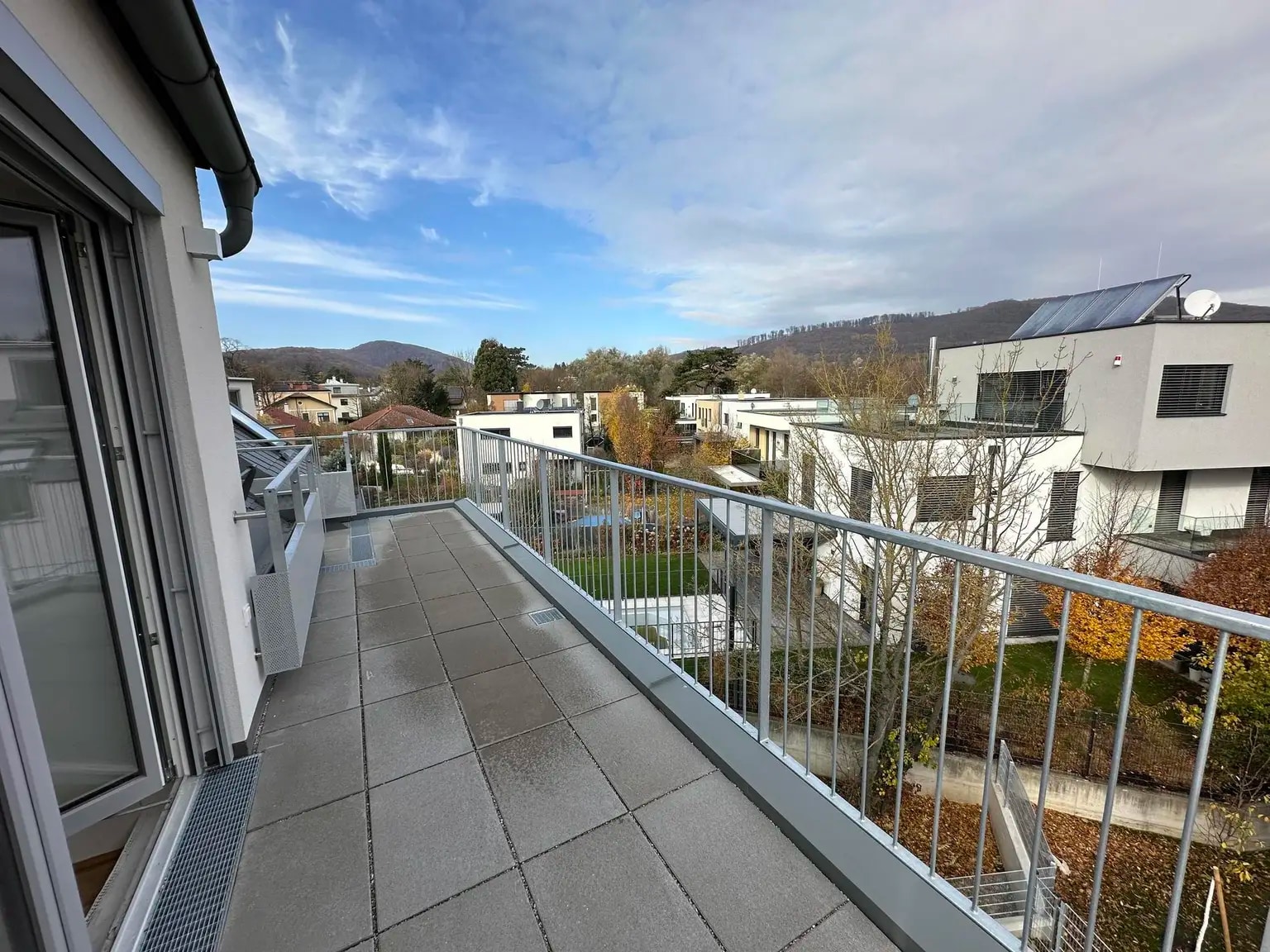 Schleusenstraße 1A / Bahnstraße 2F