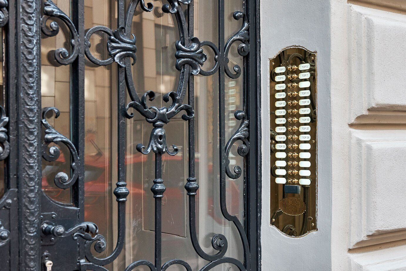 Schönbrunner Straße 60