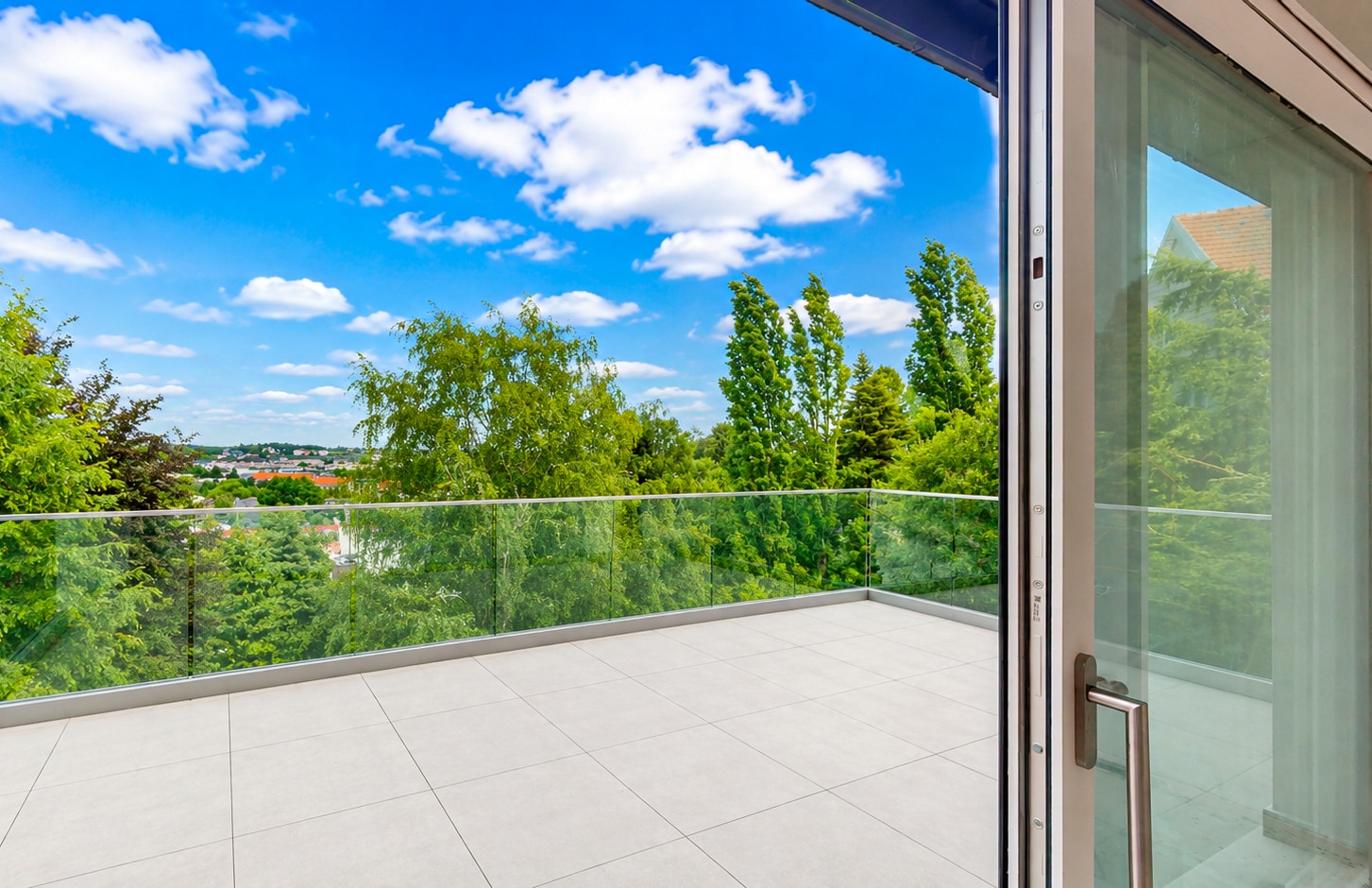 THE FELIX – Skyview Residences