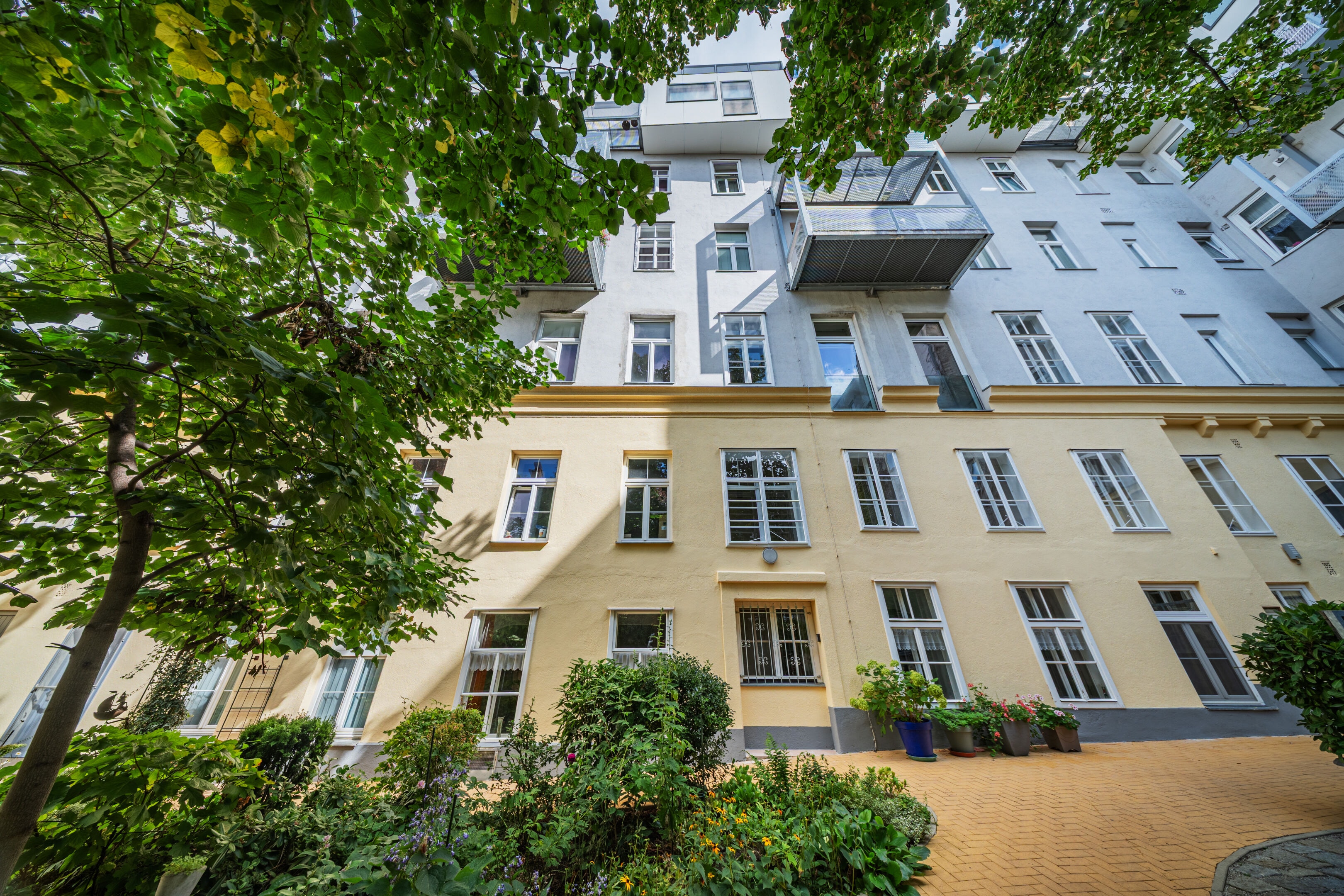 Wohnen beim Schloss Belvedere – Theresianumgasse 10