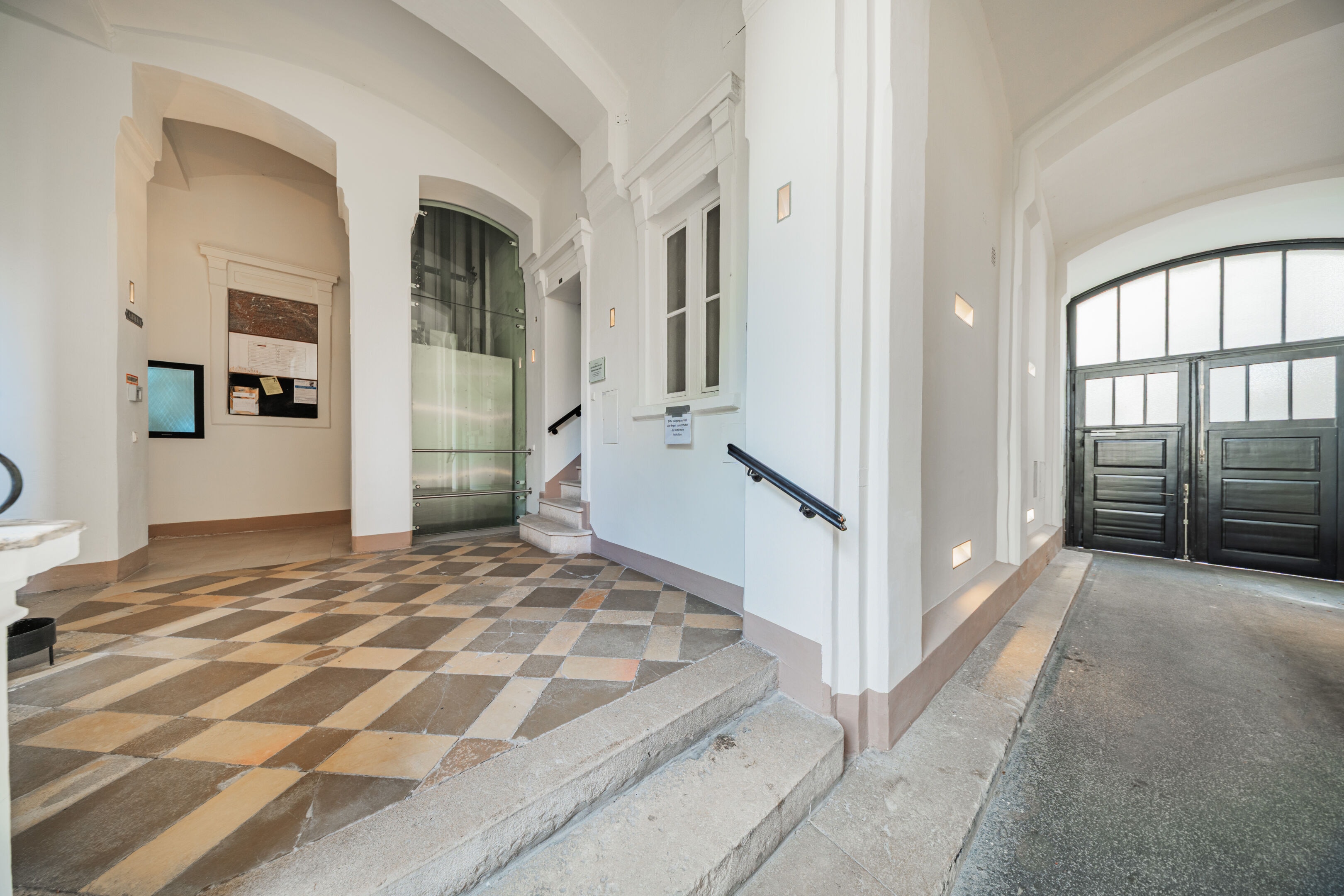 Wohnen beim Schloss Belvedere – Theresianumgasse 10