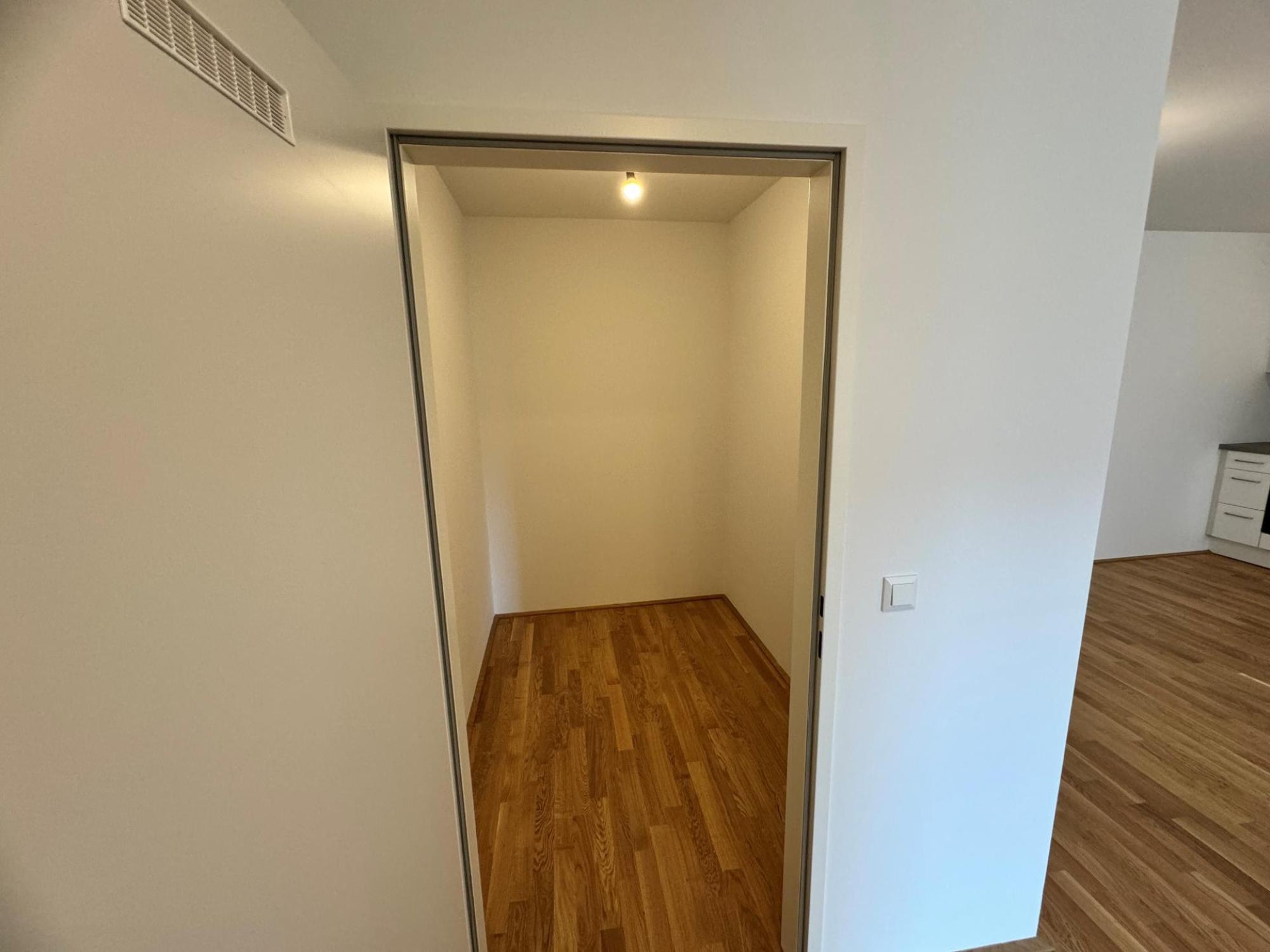 Tokiostraße 5 / Arakawastraße 3 - Das Arakawa