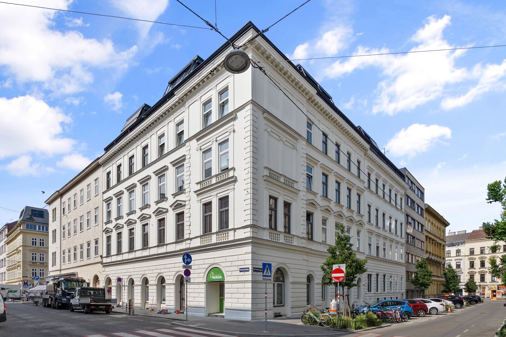Treustraße 16