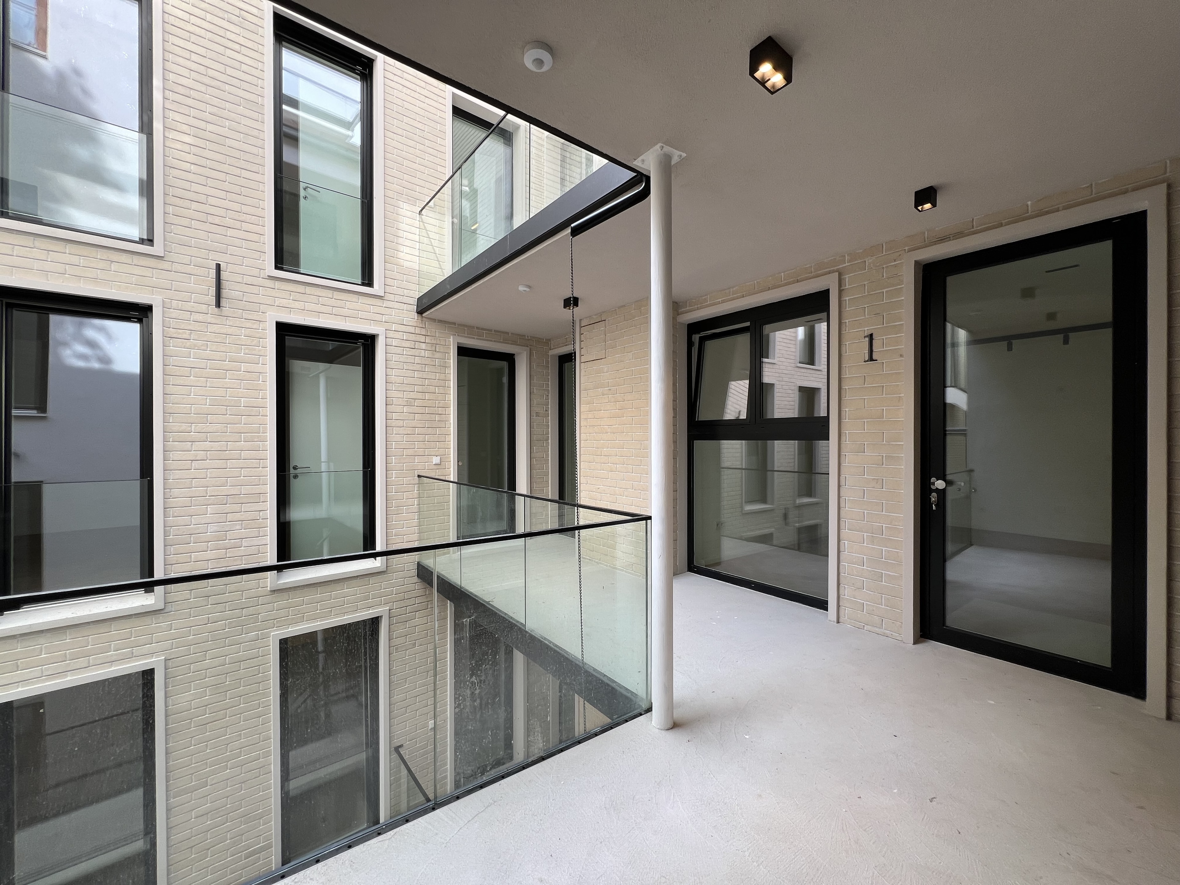 Zollergasse 7 – It's 7