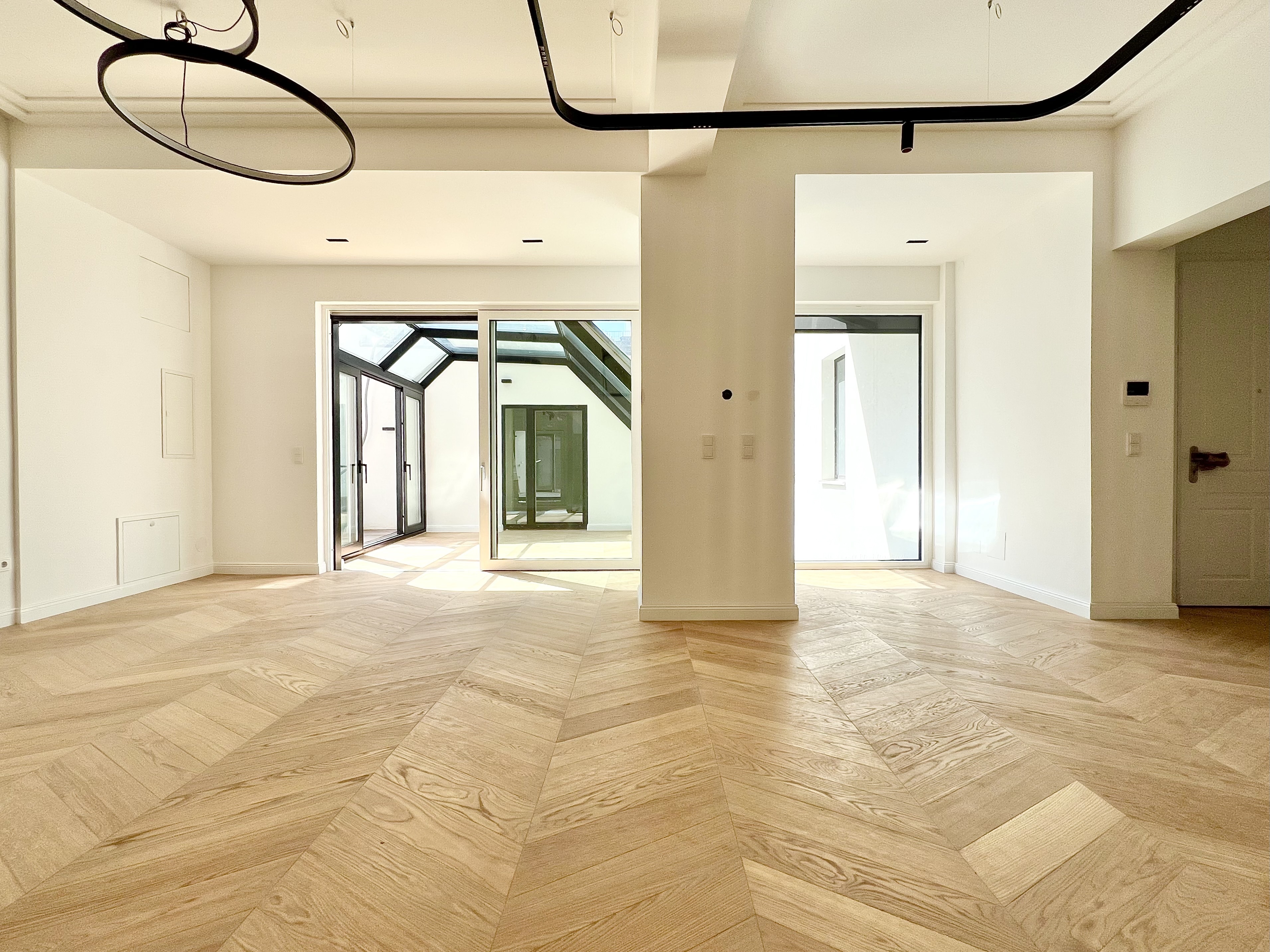 Zollergasse 7 – It's 7