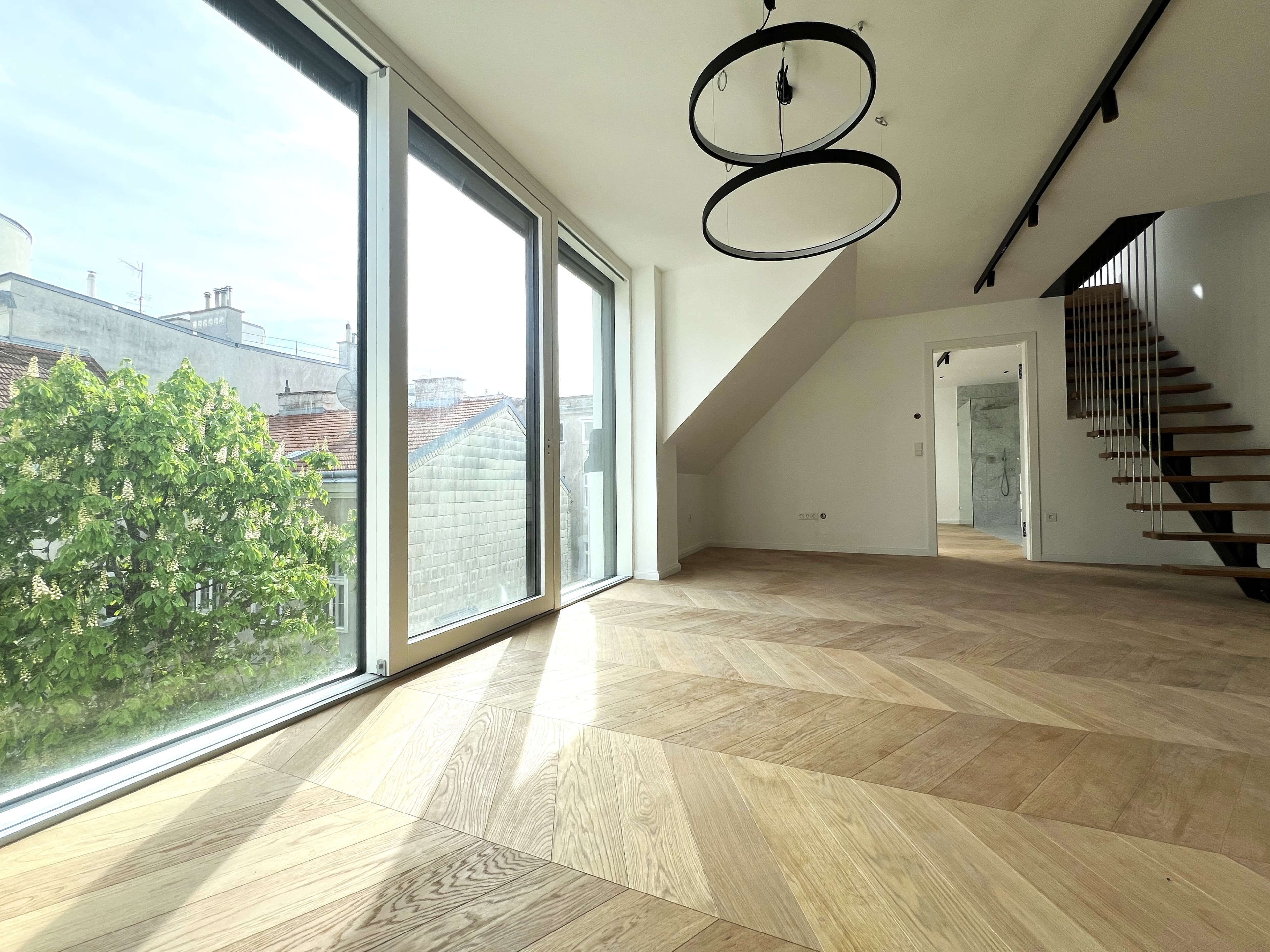 Zollergasse 7 – It's 7