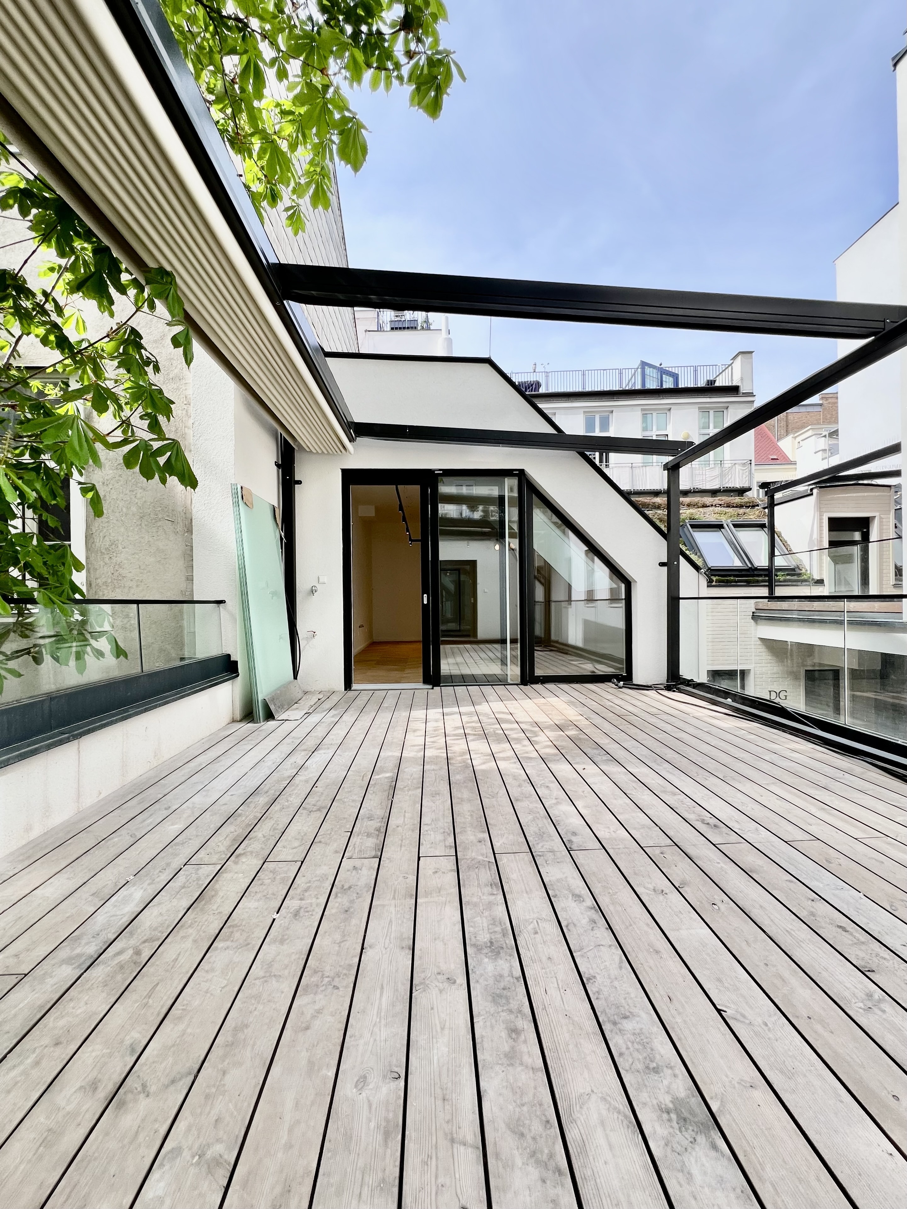 Zollergasse 7 – It's 7