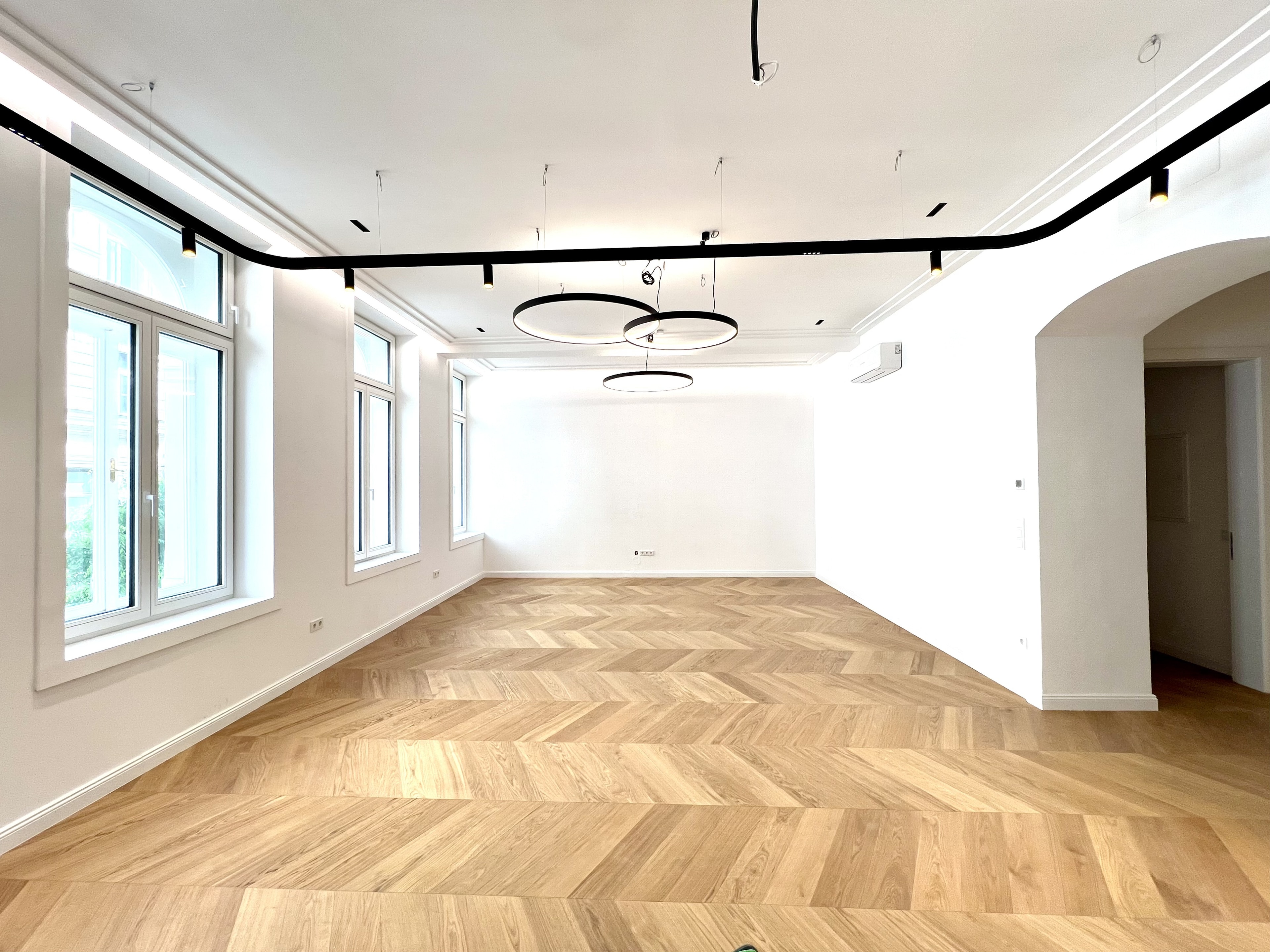 Zollergasse 7 – It's 7