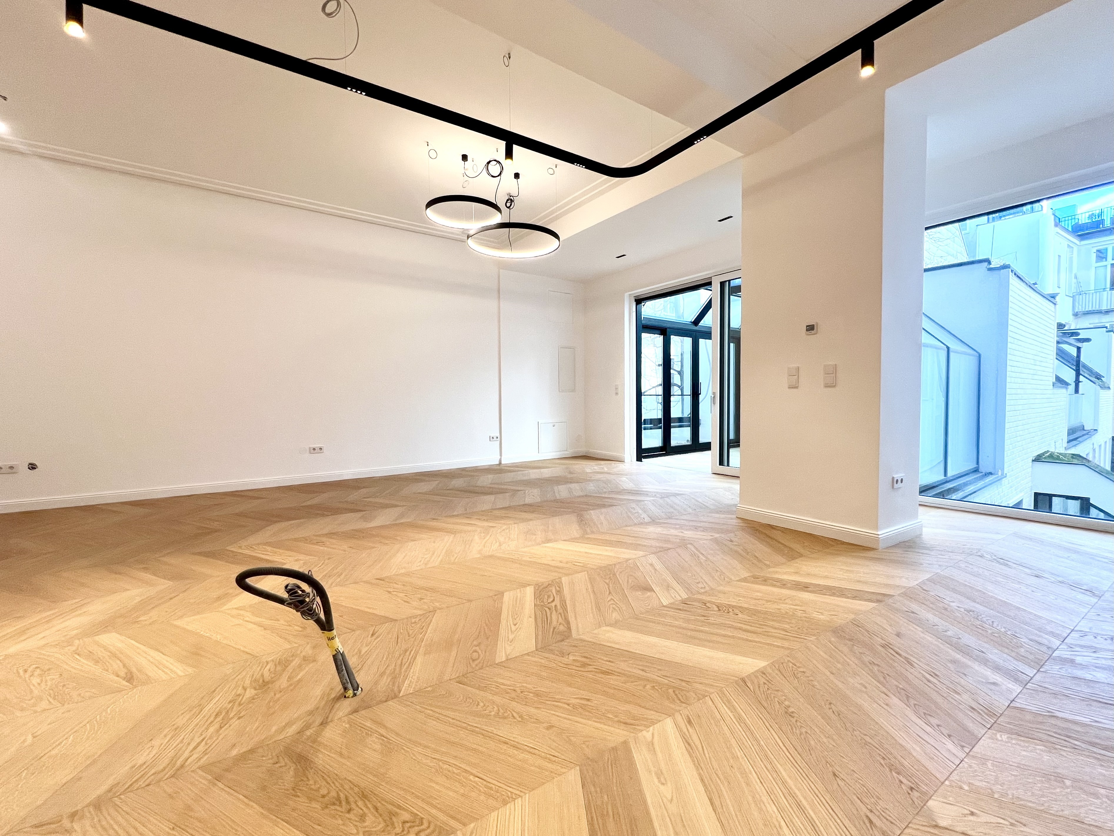 Zollergasse 7 – It's 7