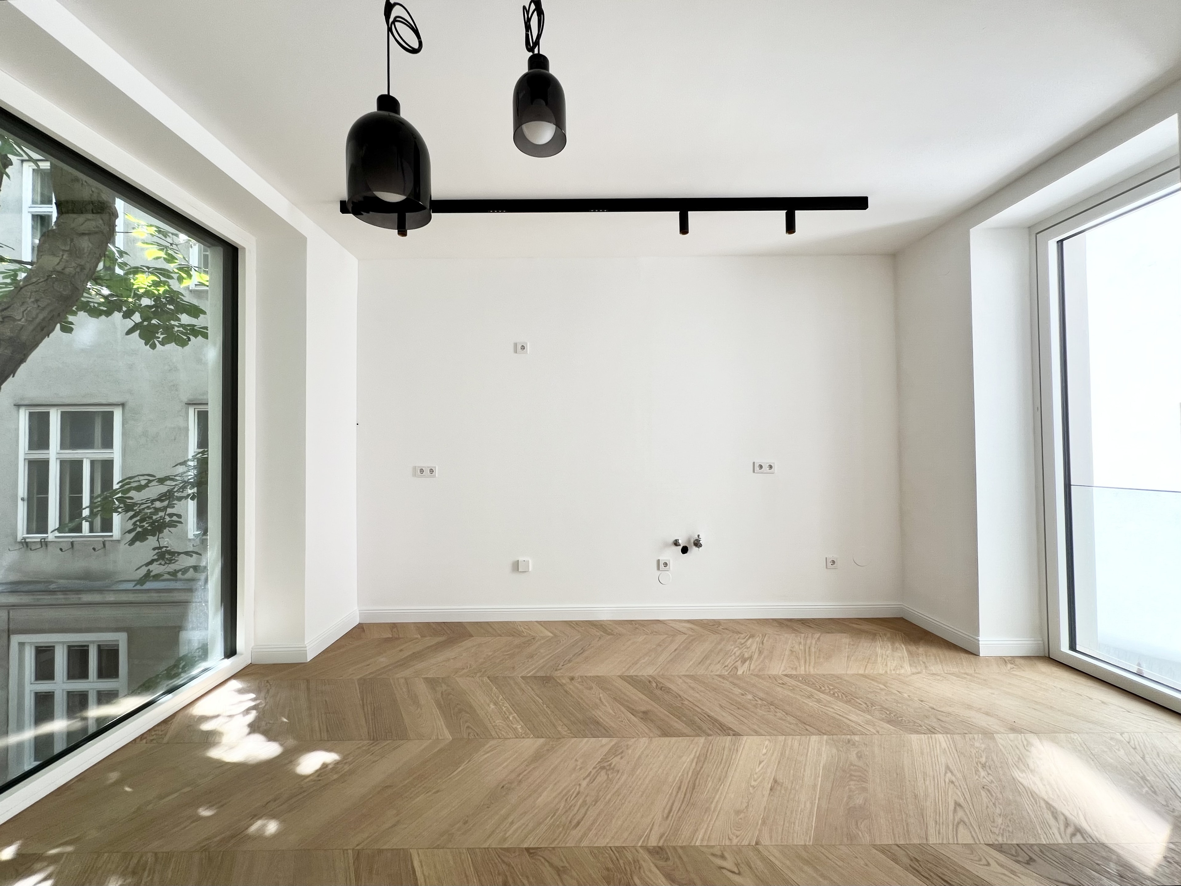 Zollergasse 7 – It's 7