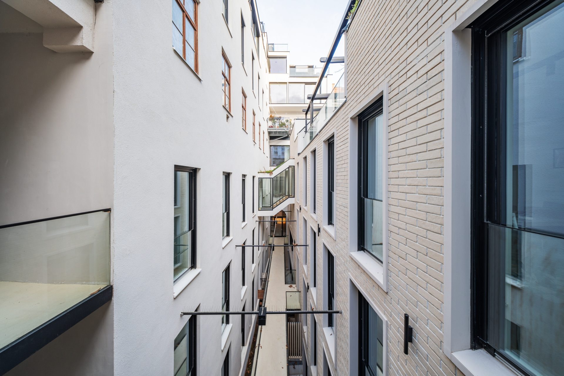 Zollergasse 7 – It's 7