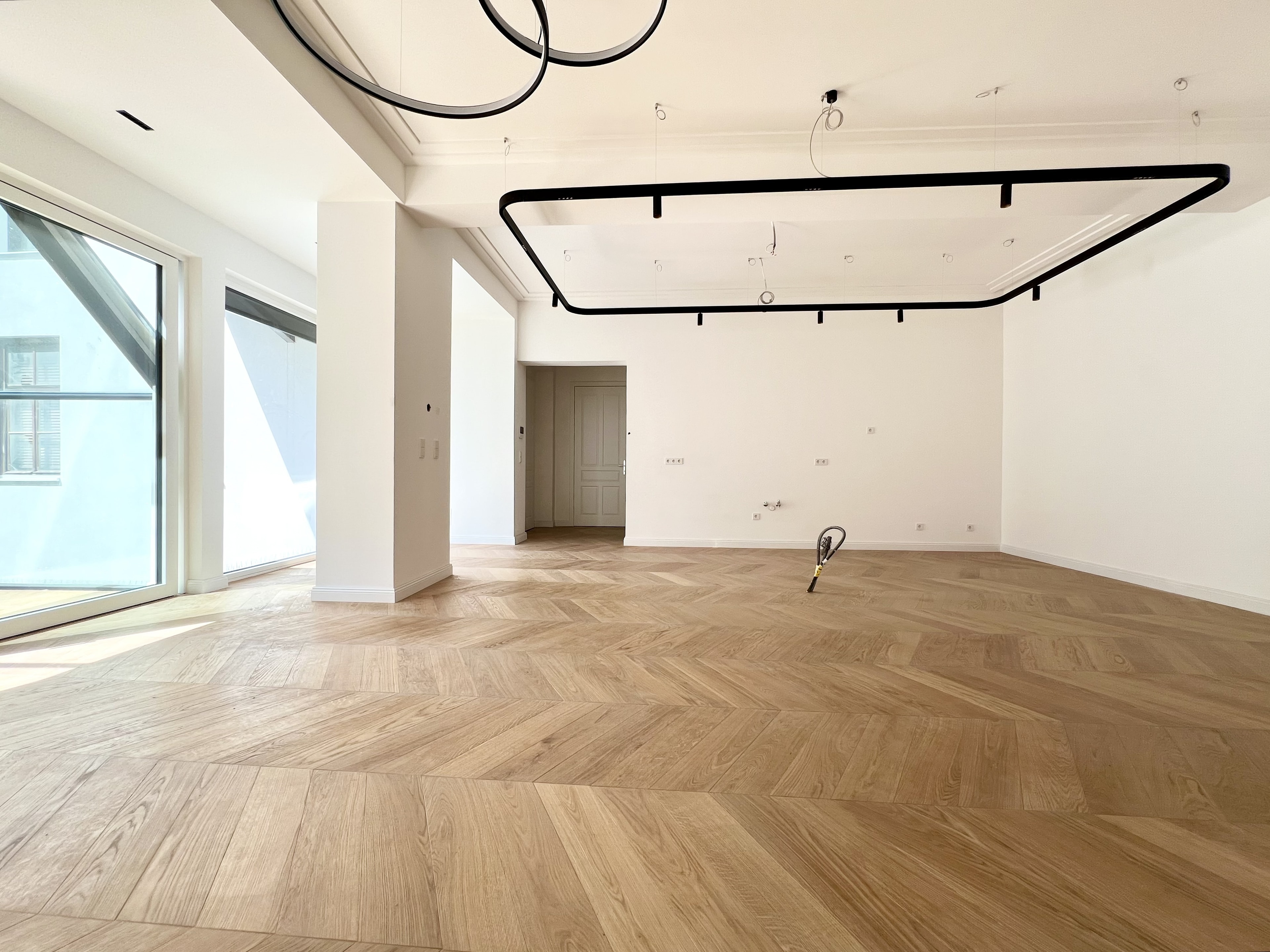 Zollergasse 7 – It's 7