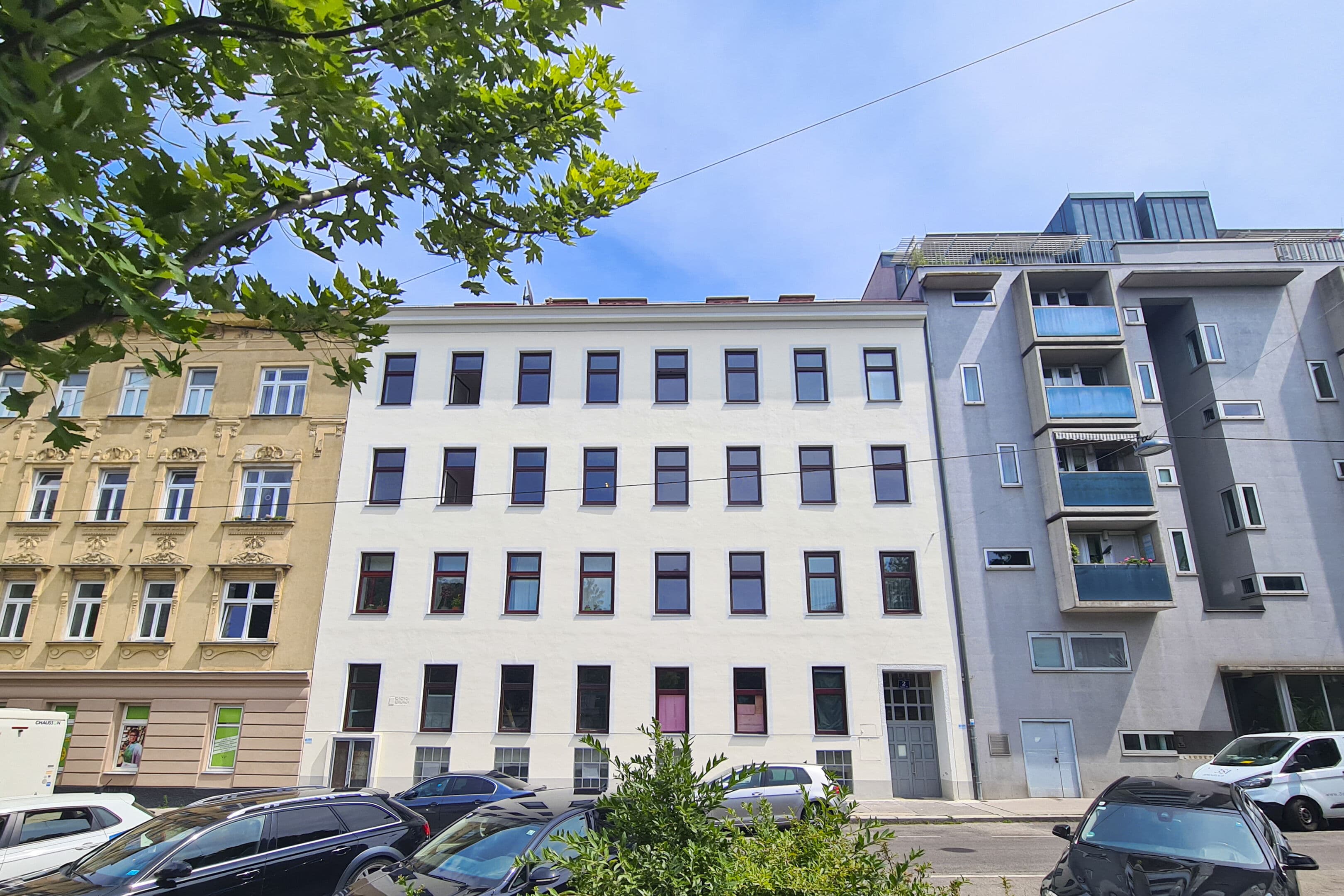 Laubeplatz 2